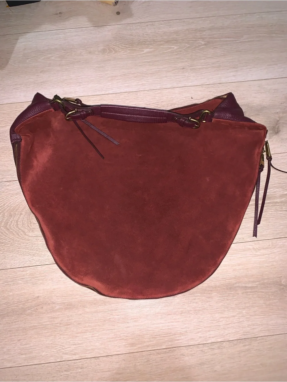 Etienne Aigner Moda Hobo Bag Burgundy Suede & Leather 100% Genuine Leather